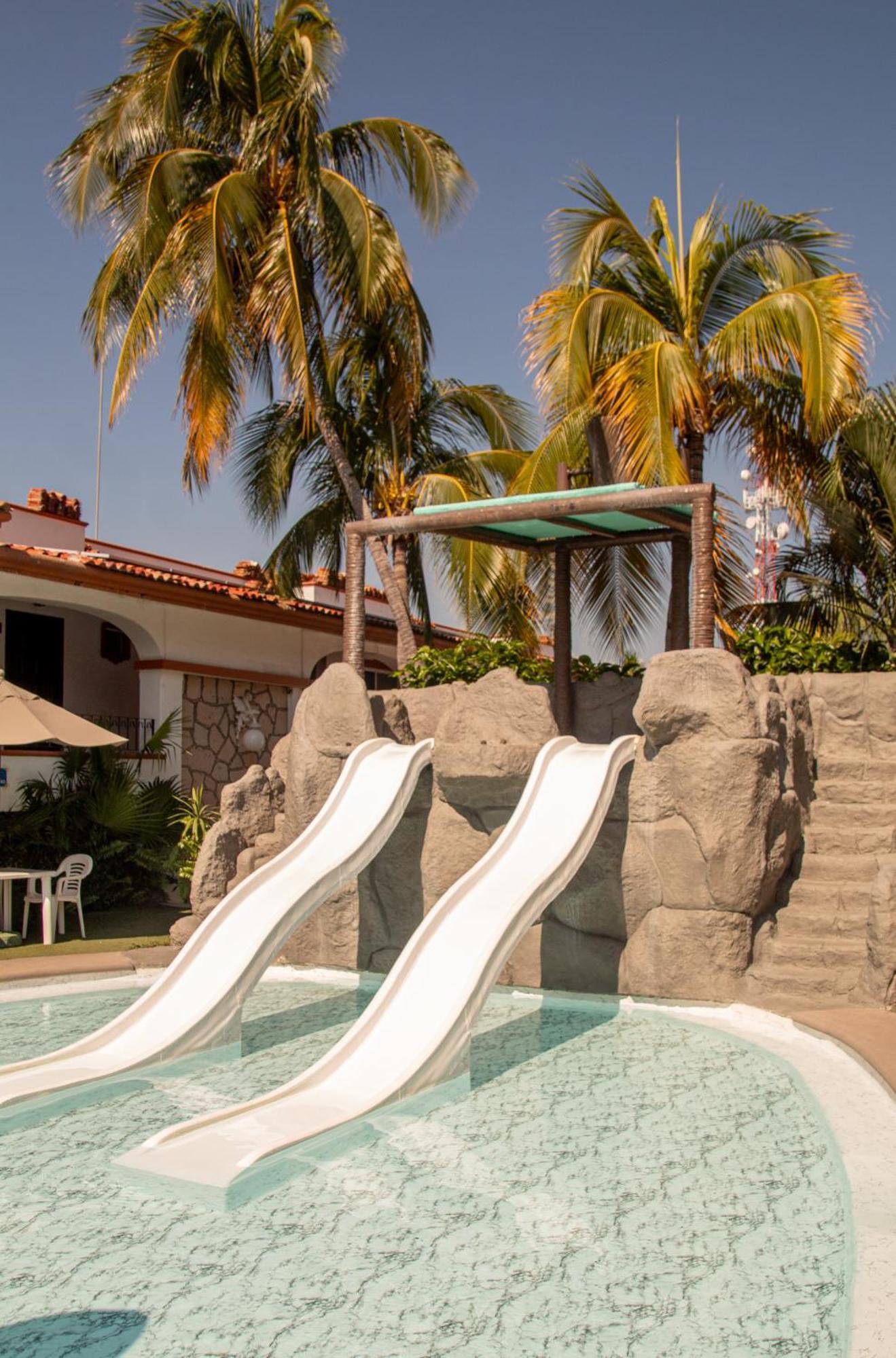 Maria Isabel Colima Hotel Bagian luar foto