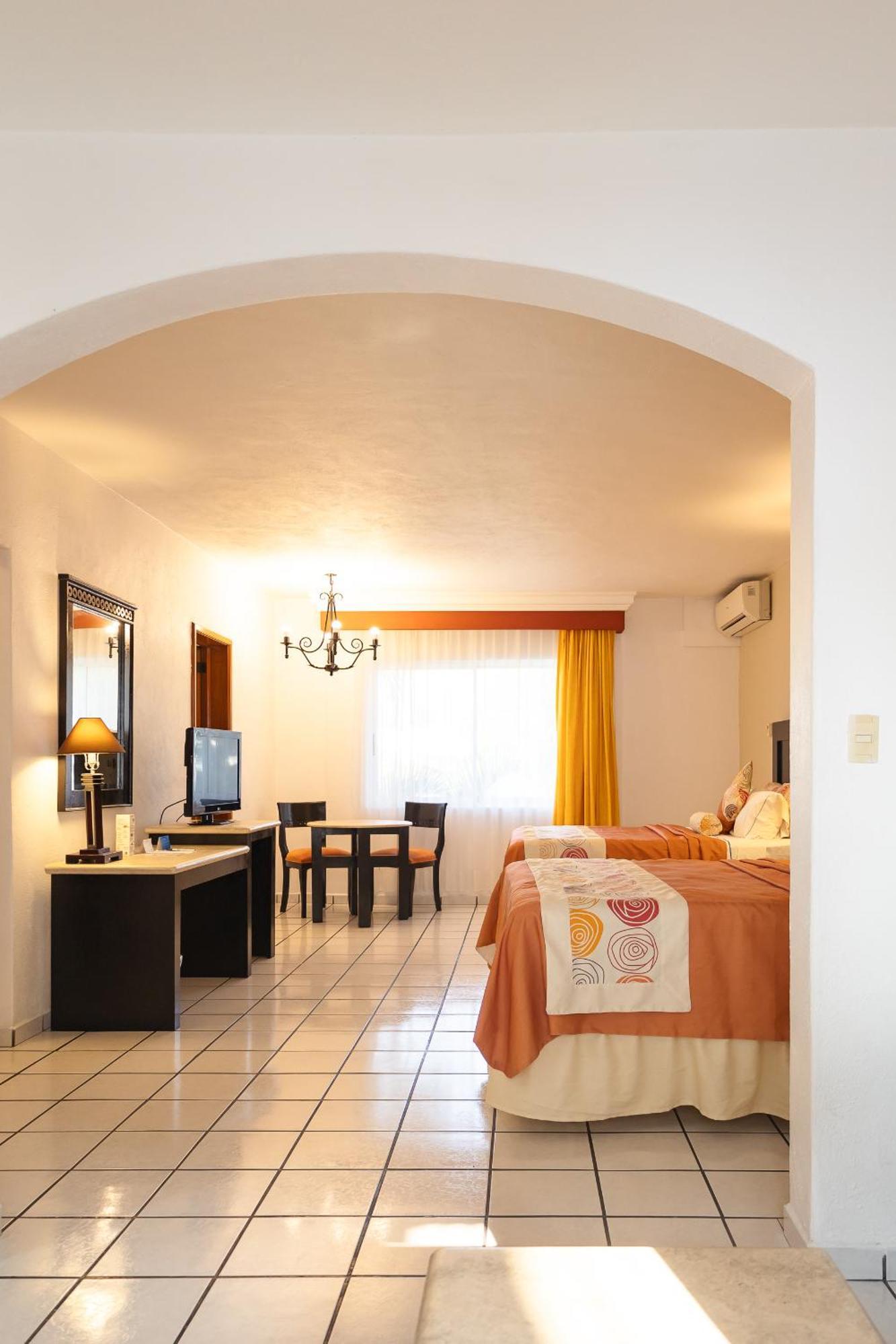 Maria Isabel Colima Hotel Bagian luar foto