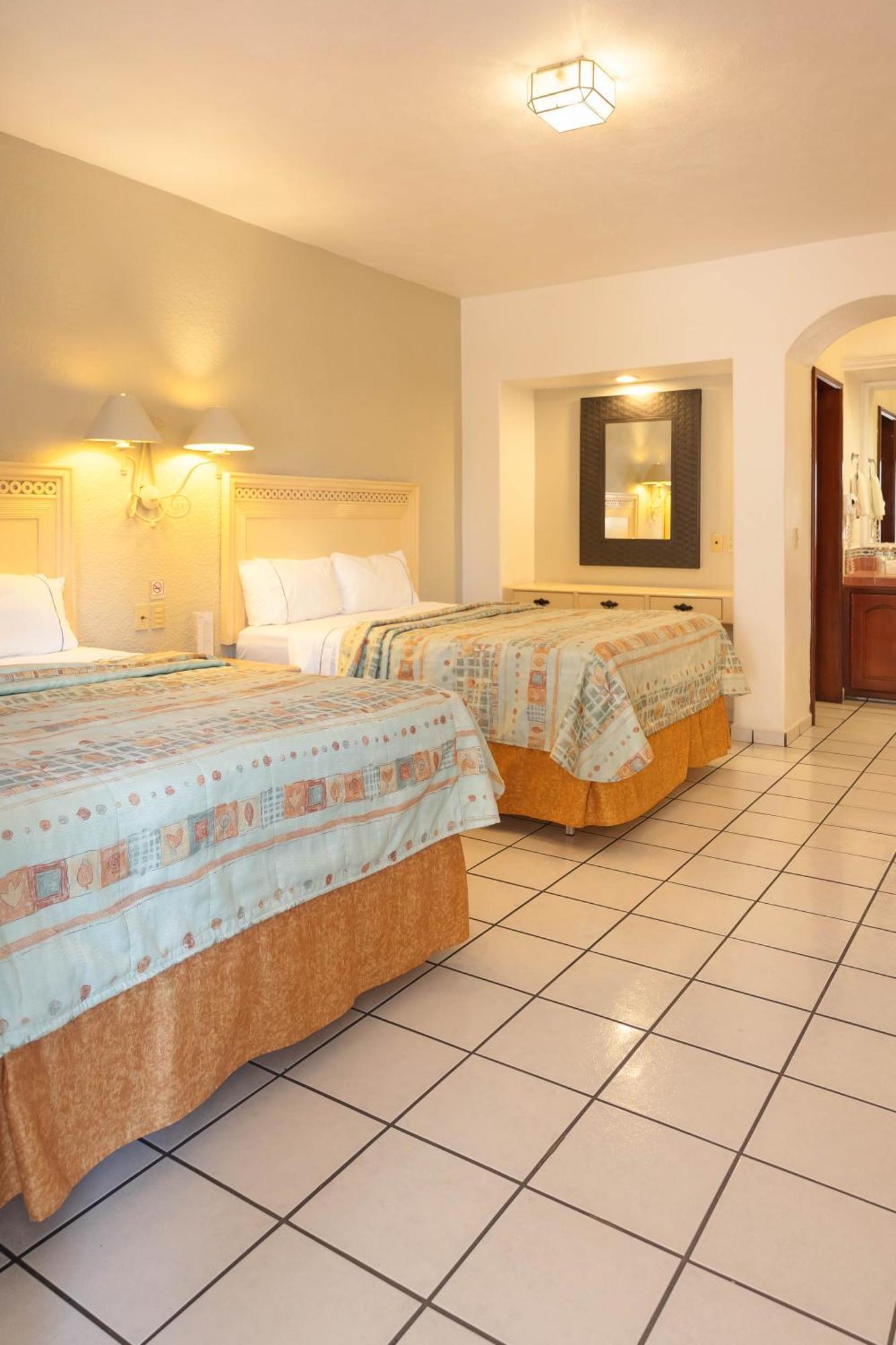 Maria Isabel Colima Hotel Bagian luar foto
