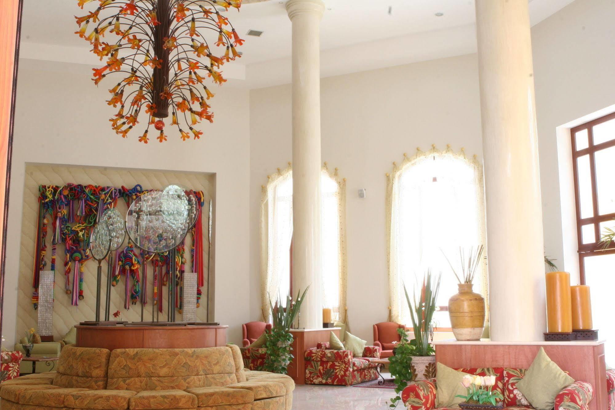 Maria Isabel Colima Hotel Bagian luar foto